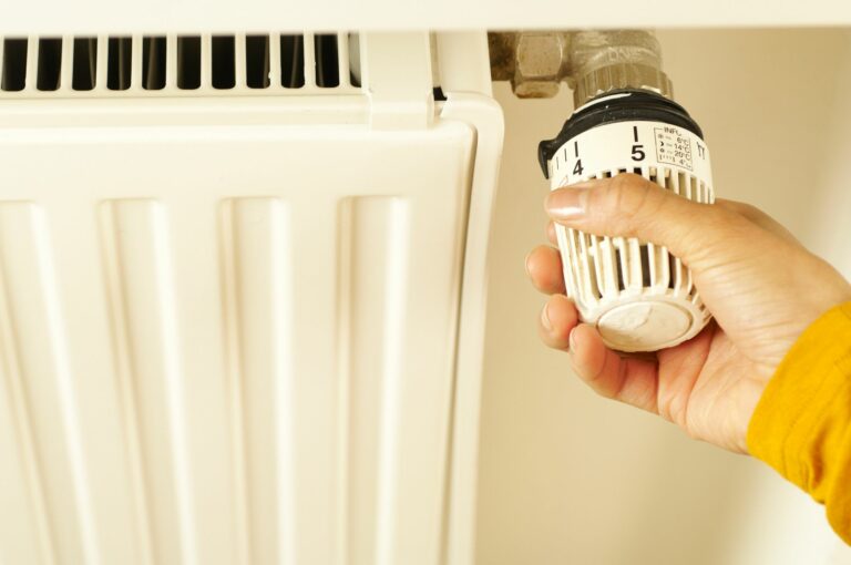 Réglage du thermostat d'un radiateur : performance énergétique d'un logement
